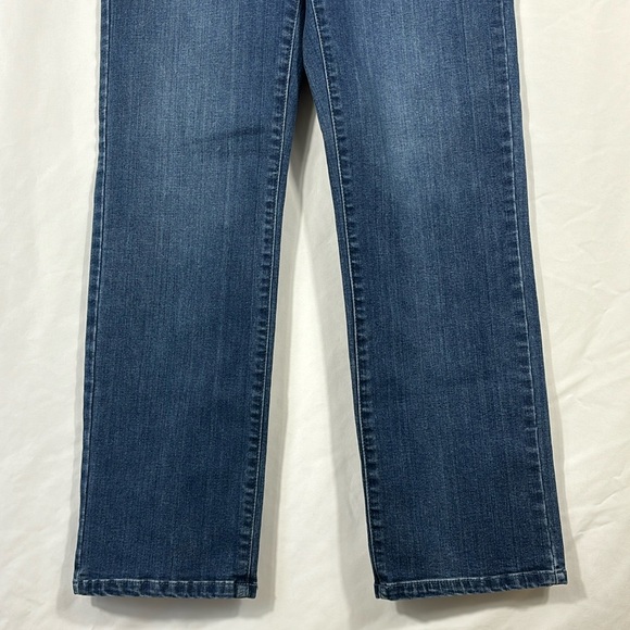 Buffalo David Bitton Alyssa High-Rise Straight Leg Stretch Denim | Size 27 - Picture 4 of 9